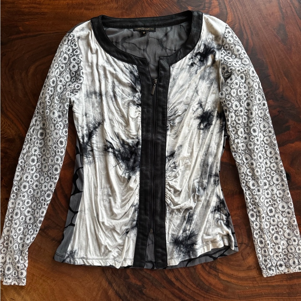 Alberto Makali New York size M long sleeve black and white fun pattern